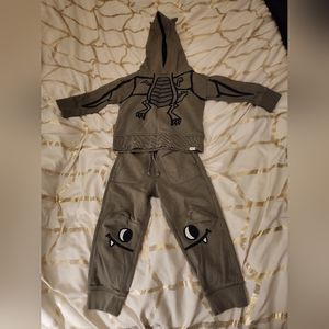 Kids clothes